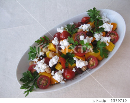 コリンキーのサラダ 5579719