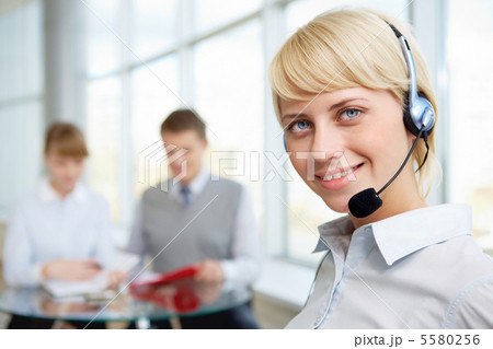 Pretty consultant 5580256