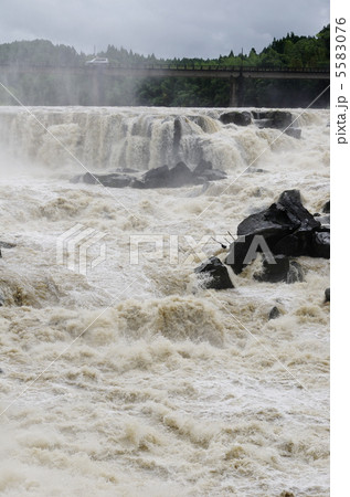 曽木の滝(鹿児島県伊佐市) 曽木の滝(鹿児島県伊佐市) 5583076