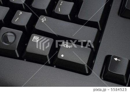 Keyboard keys close-up 5584523