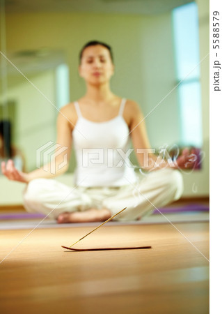 Smoking aroma stick 5588579