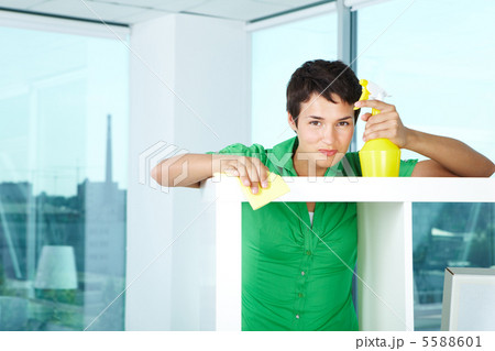 House keeper 5588601