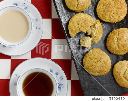 ティータイム 5590450