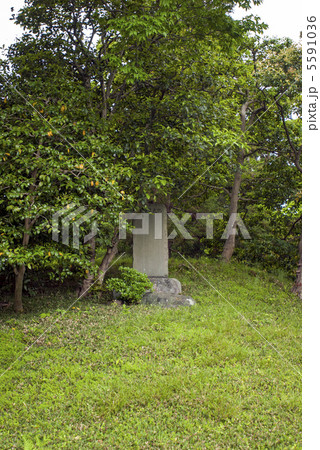 仙洞御所　北池　紀貫之の碑 5591036