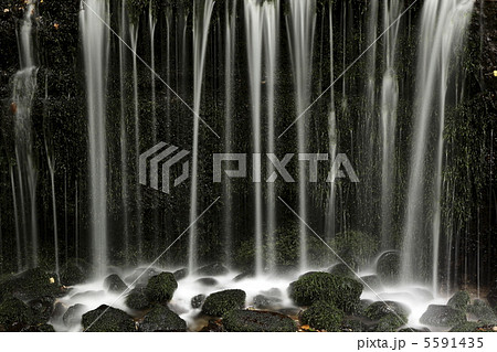 軽井沢　白糸の滝 5591435