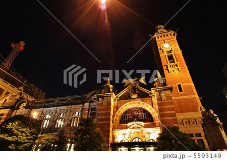 横浜市開港記念会館（ジャックの塔）の夜景 5593149