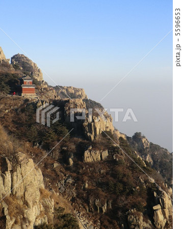 泰山山頂付近 泰山山頂付近 5596653