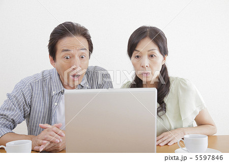 夫婦ライフスタイル 5597846