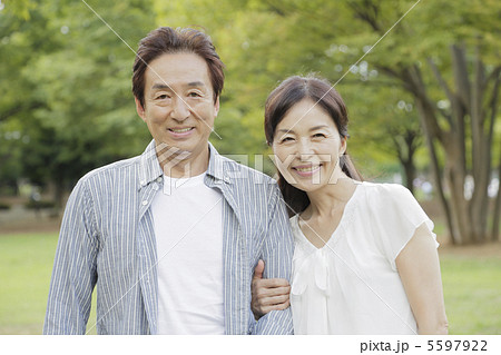 旅行に来た夫婦 5597922