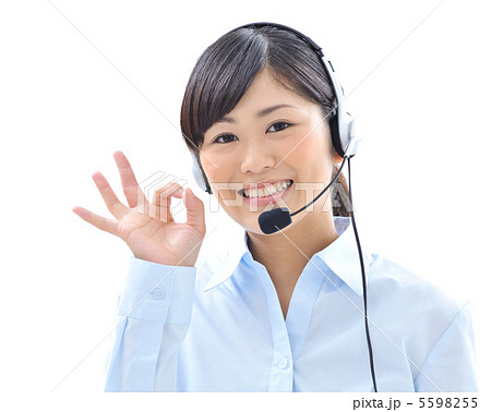 若い女性白バック 若い女性白バック 5598255