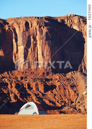 Monument valley 5603460