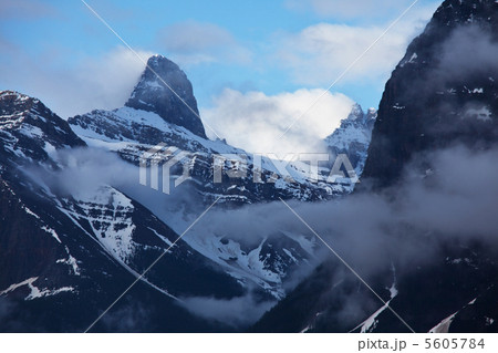 Canadian mountain Canadian mountain 5605784