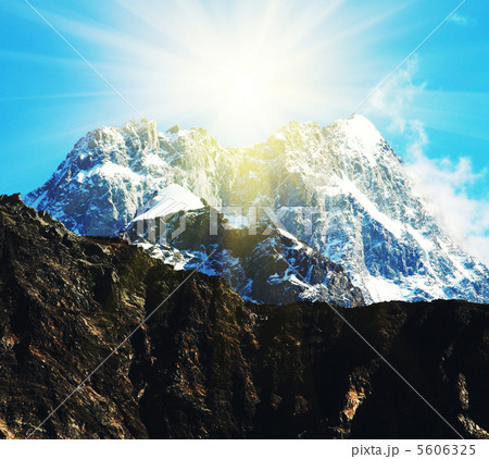 High mountains 5606325