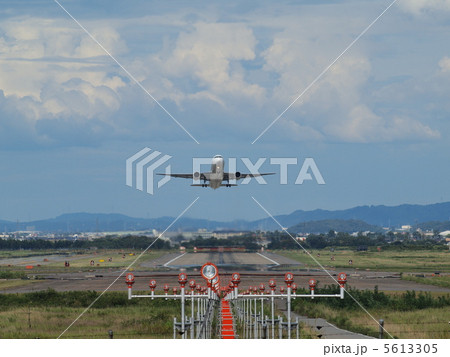 空港 5613305