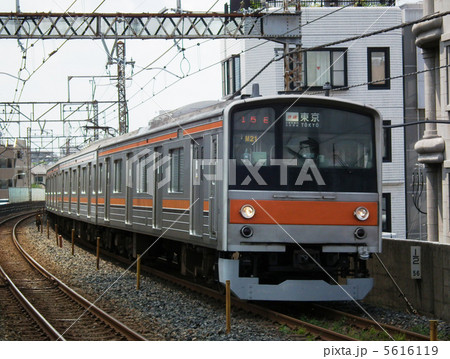 武蔵野線 205系 南浦和駅 武蔵野線 205系 南浦和駅 5616119