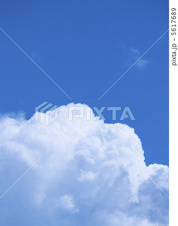 夏の雲 5617689