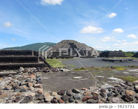 ピラミッド ピラミッド 5623731