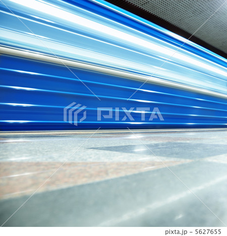 subway motion 5627655