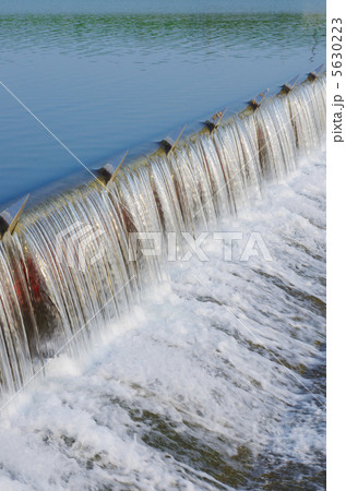 浄水場の取水堰 浄水場の取水堰 5630223
