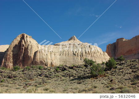 ナバホ・ドーム　（キャピトル・リーフ国立公園） 5632046