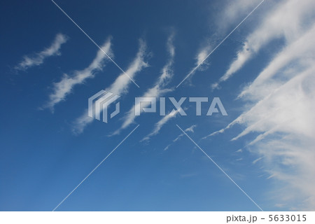 雲 雲 5633015