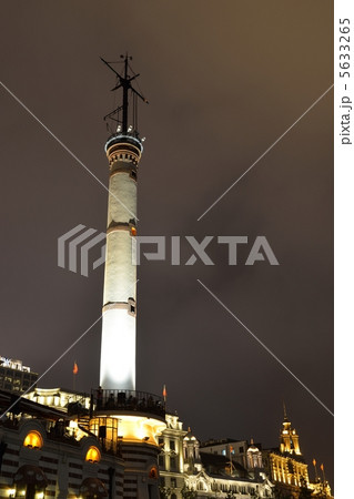 上海の夜景 外灘 気象信号塔 外灘灯台 上海の夜景 外灘 気象信号塔 外灘灯台 5633265