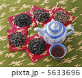 お茶の葉イメージ 5633696