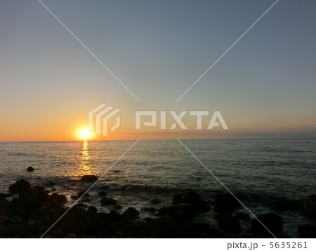夕日 夕日 5635261