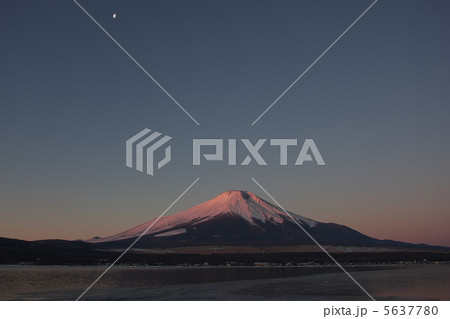 山中湖からの富士山10 山中湖からの富士山10 5637780