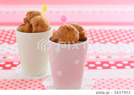 ドーナツ 5637952