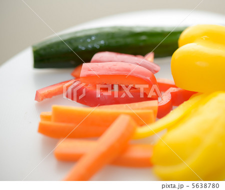 カットされた野菜 5638780