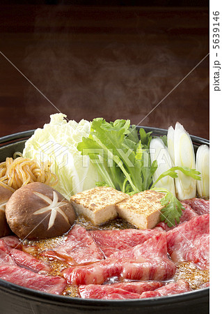 すき焼き 5639146