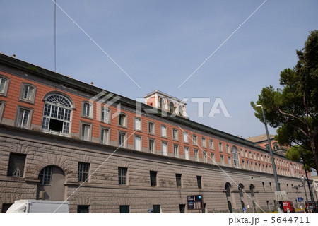 イタリア　ナポリ王宮 5644711