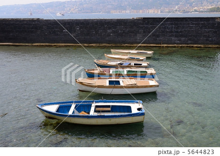 イタリア　ナポリ　船着場 5644823