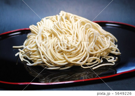 生麺 生麺 5649226