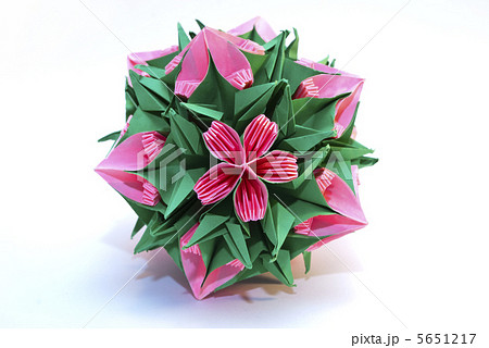 Origami kusudama "Roses and thorns" 5651217