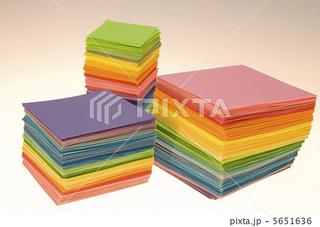 Various color paper 5651636
