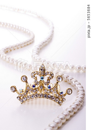 ティアラ 5653684