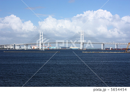 横浜ベイブリッジ 5654454