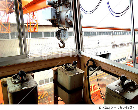 運転室 5664807