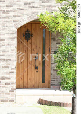 玄関 玄関 5667174