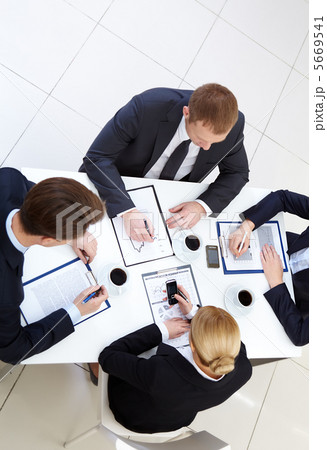 Working meeting 5669541