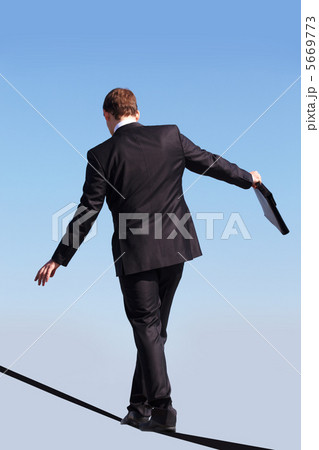 Skilled man Skilled man 5669773