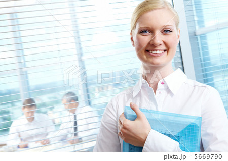 Successful businesswoman Successful businesswoman 5669790