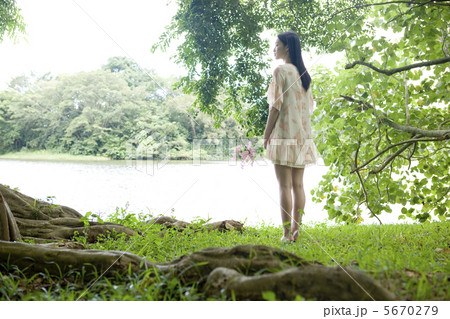 女性のポートレート 5670279