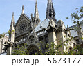 ノートルダム大聖堂 5673177