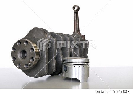 クランクシャフトとピストン クランクシャフトとピストン 5675883