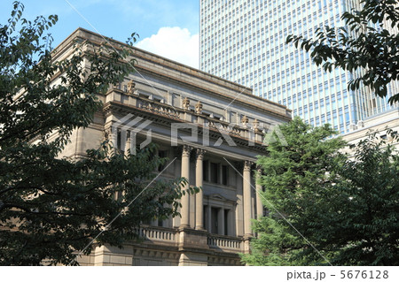 秋の日本銀行 秋の日本銀行 5676128