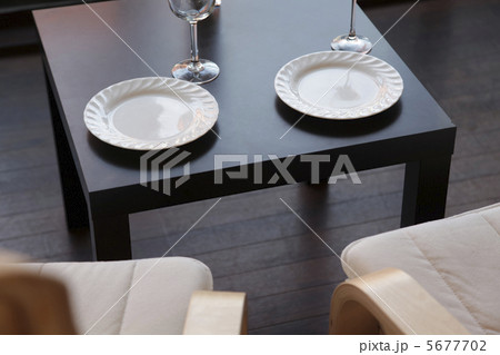 シックなテーブルセット シックなテーブルセット 5677702