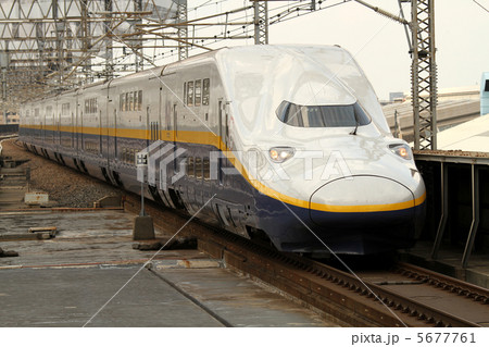 上越新幹線e4系 Maxとき Maxたにがわの写真素材